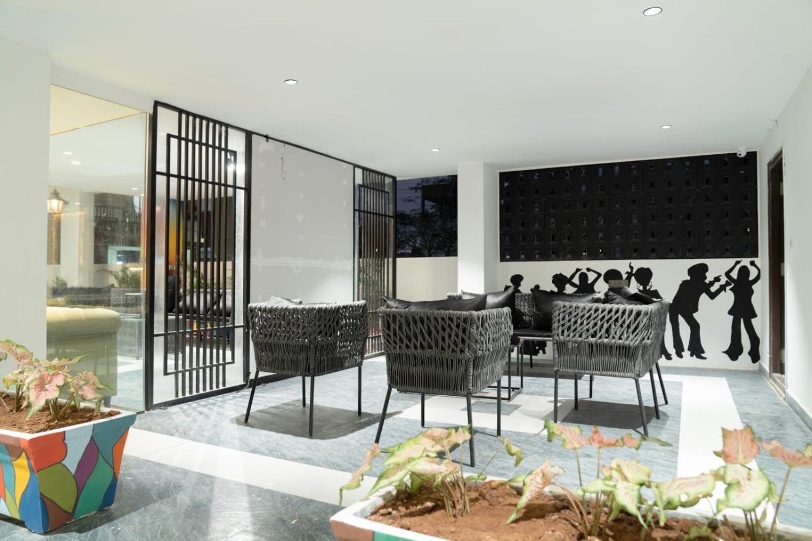 Hotel Euphoria Airport Zone Hyderabad Eksteriør bilde